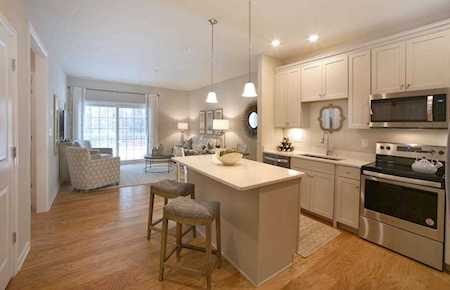 1108 Pennington Drive #1108 Walpole, MA 02081