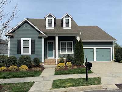 19030 Cypress Garden Dr Davidson, NC 28036