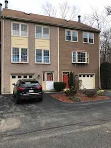 102 Heritage Dr #102 Tewksbury, MA 01876