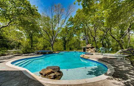 451 OAKWOOD Trail Fairview, TX 75069