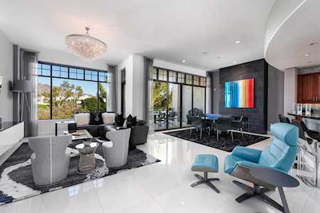 8 E Biltmore Estate #312 Phoenix, AZ 85016