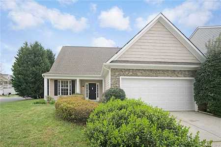 122 Charing Place Mooresville, NC 28117