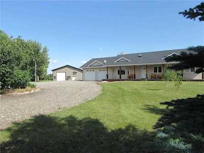 32026 276 Avenue E Rural Foothills County, AB t0l 0x0