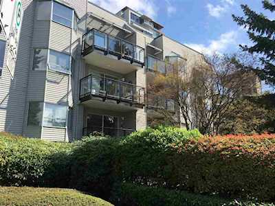 1550 Chesterfield Avenue #102 North Vancouver, BC V7M 2N6