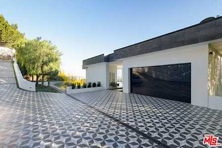7080 Mulholland Drive Los Angeles, CA 90068