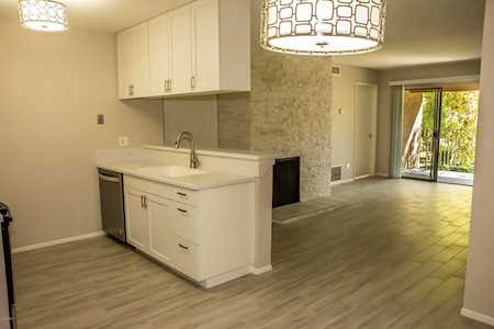 5525 E Thomas Road #R8 Phoenix, AZ 85018