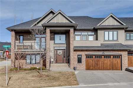 3 Elmont Place SW Calgary, AB T3H 0K5