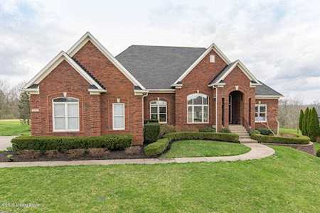 324 Persimmon Ridge Dr Louisville, KY 40245