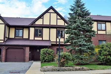16 Rainbow Pond Dr #B1 Walpole, MA 02081