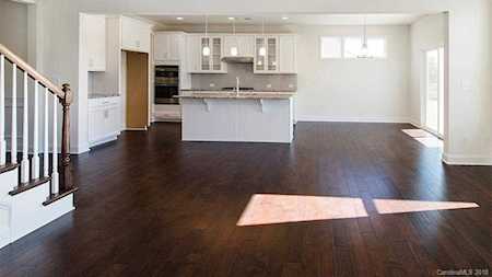 121 Tetcott St Mooresville, NC 28115