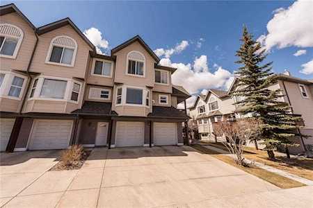 45 Sandarac Way NW Calgary, AB T3K 5B4