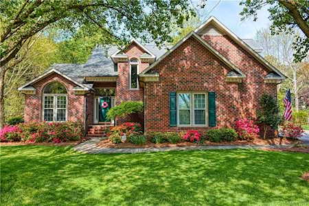 8815 Taunton Dr Huntersville, NC 28078