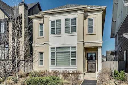 11 Beny-Sur-Mer Road SW Calgary, AB T3E 6Z9