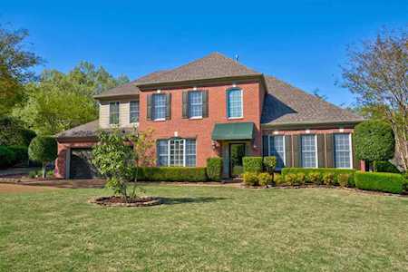 8094 W Cambury Cv Germantown, TN 38138
