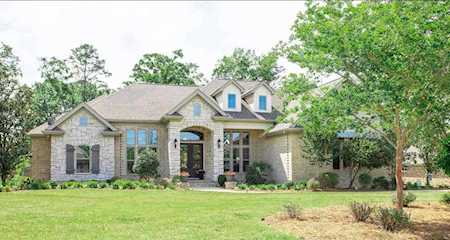 5791 Farnsworth Drive Tallahassee, FL 32312