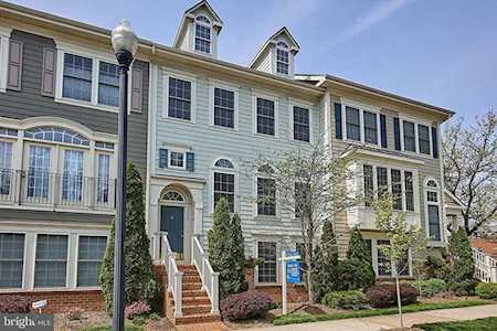 1220 Glebe Rd Arlington, VA 22204