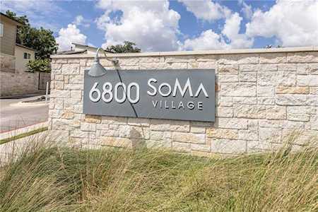 6800 Manchaca Rd #33 Austin, TX 78745