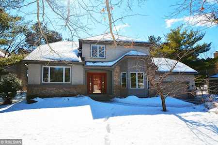 8933 Inverness Road Woodbury, MN 55125