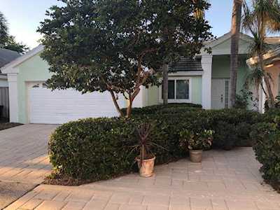 12 Commodore Palm Beach Gardens, FL 33418