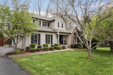 2124 Crystal Dr La Grange, KY 40031