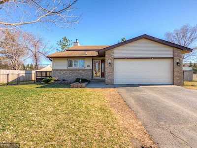 16176 Inglewood Drive Lakeville, MN 55044