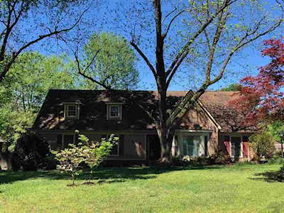 1435 Pecan Trees Dr Germantown, TN 38138