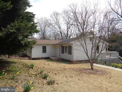 1150 Calvert Beach Rd Saint Leonard, MD 20685
