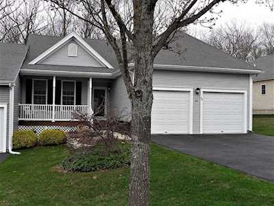 58 Taft Hill Lane #58 Uxbridge, MA 01569