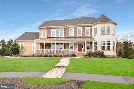 41759 Ashmeadow Ct Ashburn, VA 20148