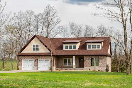 1440 Equestrian Lakes Ln Finchville, KY 40022