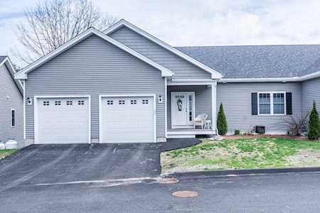 12 Cricket Ln #9 Tyngsborough, MA 01879