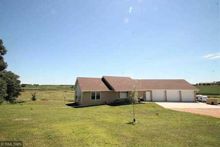 27265 Raven Road Belle Plaine, MN 56011