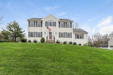 19 Eisenhower Drive Franklin, MA 02038