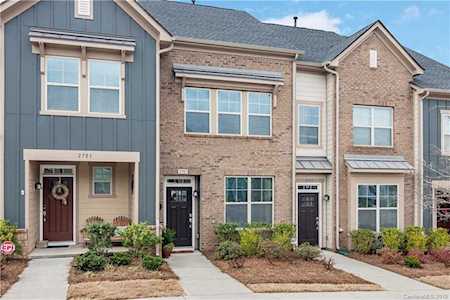 2707 Tranquil Oak Place Charlotte, NC 28206