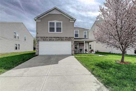 8447 Wheatfield Drive Camby, IN 46113