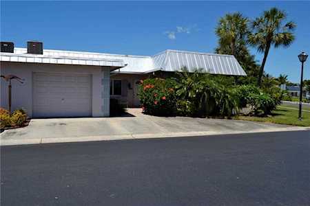 6598 Golden Horseshoe Drive #6598 Seminole, FL 33777