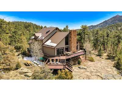 56 Buck Haven Ln Lyons, CO 80540