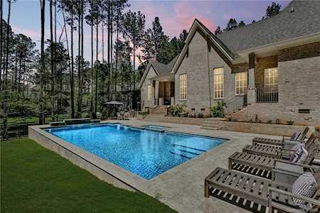 6032 Autumn Moon Dr Fort Mill, SC 29715