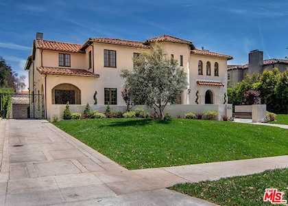 452 S Las Palmas Avenue Los Angeles, CA 90020