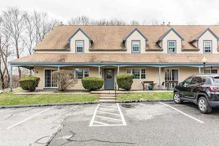 75 Kennedy Dr #75 Chelmsford, MA 01863