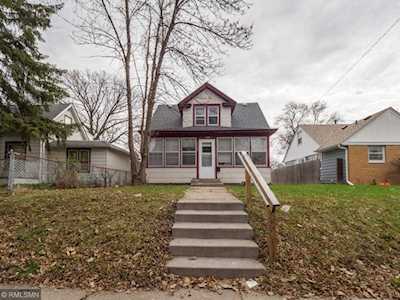 2622 Upton Avenue N Minneapolis, MN 55411