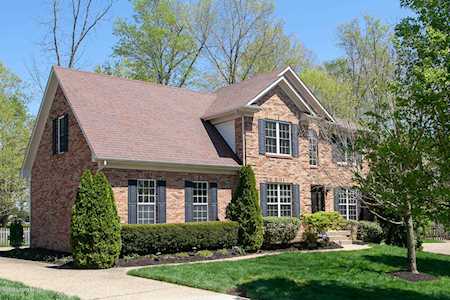3903 Forest Trace Ct Louisville, KY 40245