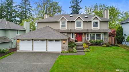 8217 127th Ave SE Newcastle, WA 98056