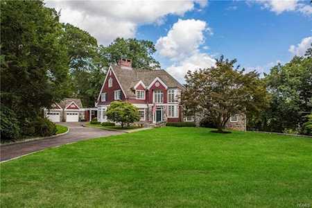 42 Prescott Ave Eastchester, NY 10708
