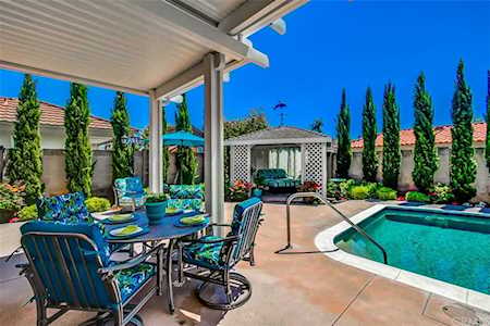 7172 Bluesails Drive Huntington Beach, CA 92647