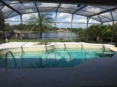 7041 Lake Drive Orlando, FL 32809