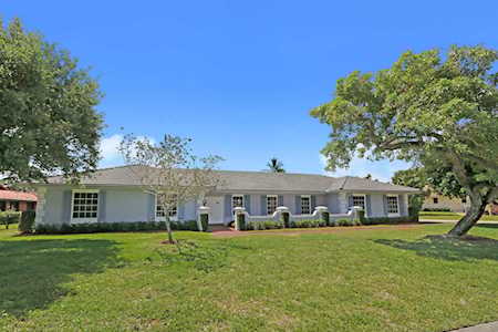 409 Glenbrook Drive Atlantis, FL 33462