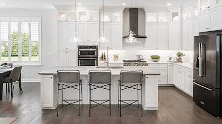 24 Briarwood Plymouth, MA 02360
