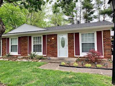 9609 Elm Lake Dr Louisville, KY 40291