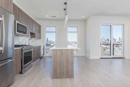 232 Old Colony Ave #401 Boston, MA 02127